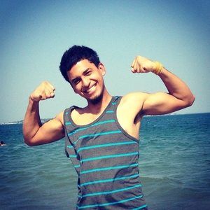 Meet your Posher, Davis